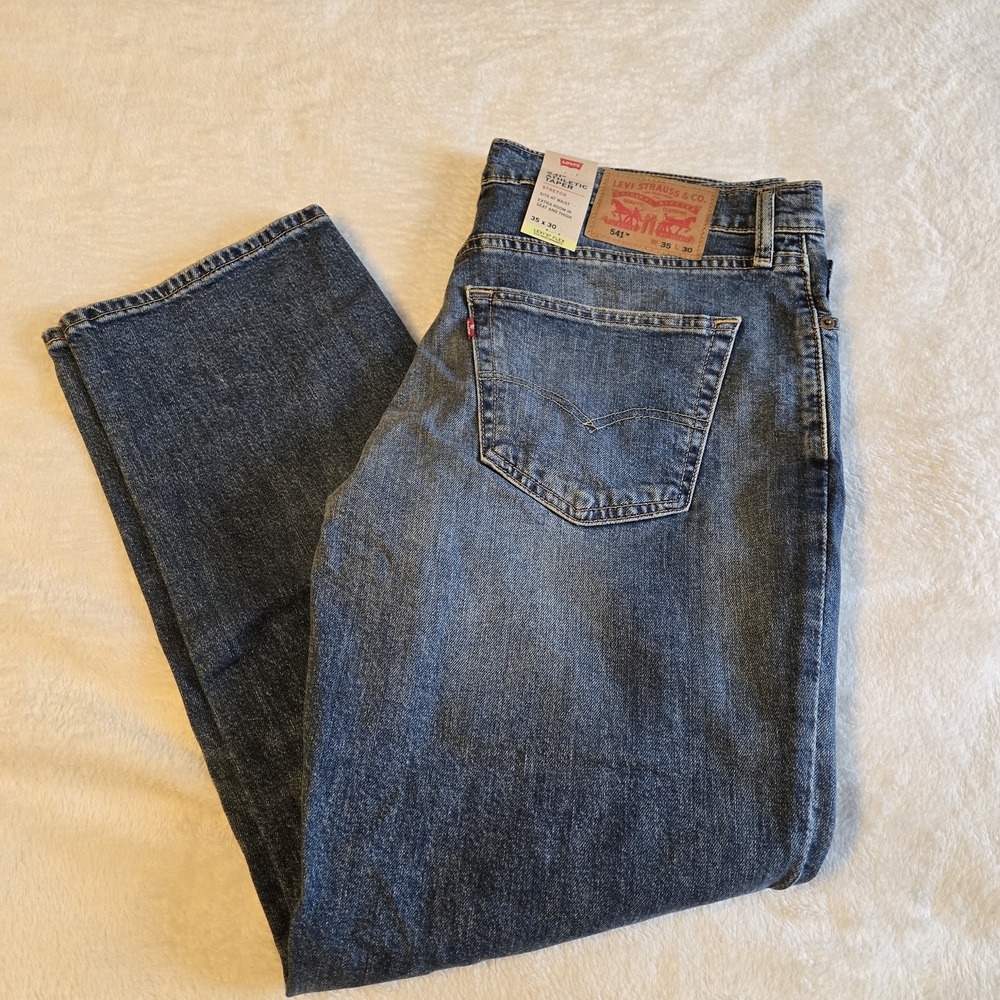 Levi's Men's Flex Athletic Taper Jeans with Red Tab